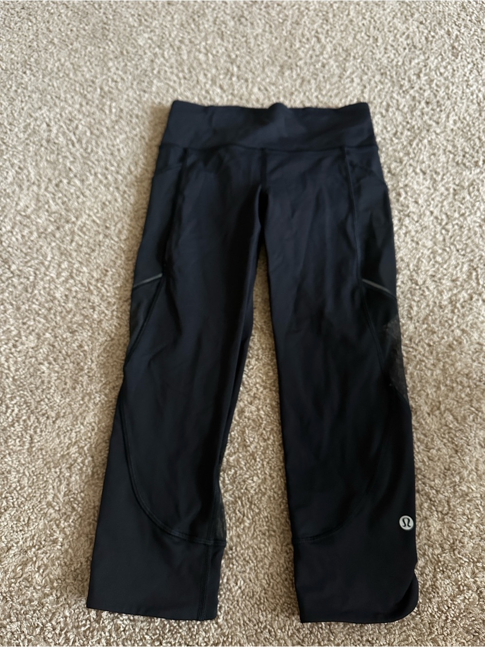 lululemon athletica Black High-Rise Cropped Leggings